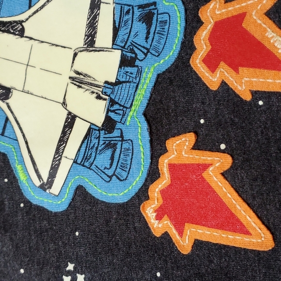 Cat & Jack long sleeve S (6/7) glow-in-the-dark Space Rocket gray top - Picture 4 of 10